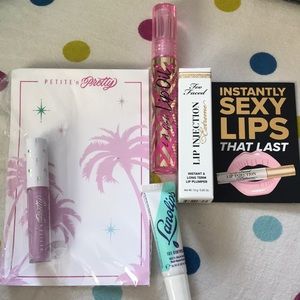 Lipgloss bundle of 4